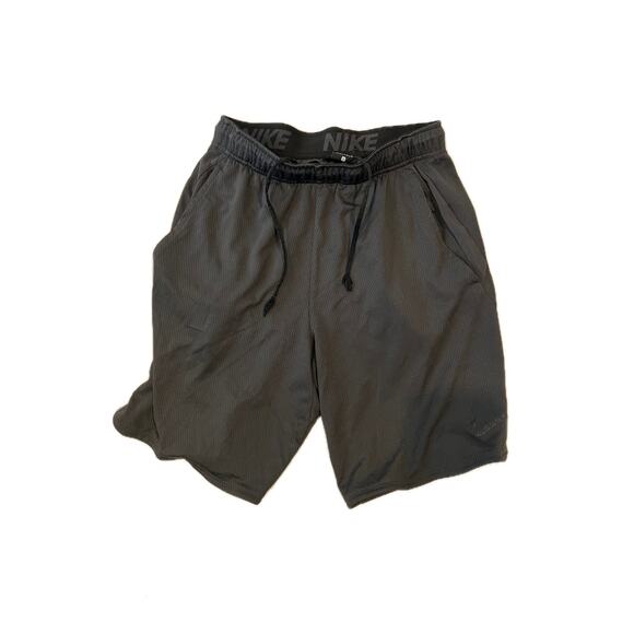 Nike Dri-Fit Black Athletic Shorts Mens S - Picture 1 of 3